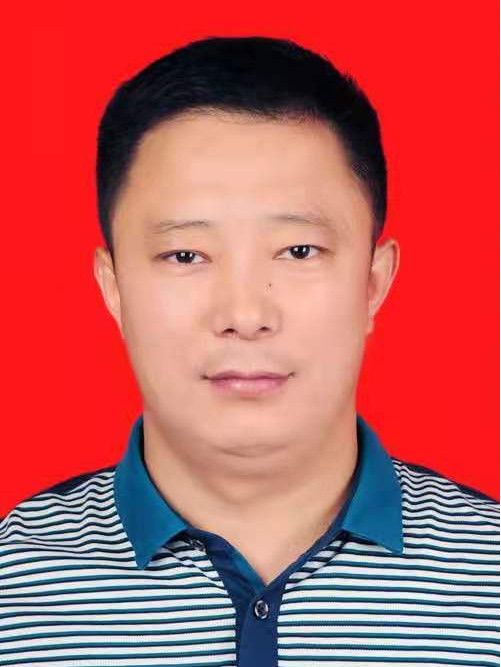 張志勇(山西省晉中市祁縣東觀鎮黨委副書記、鎮長) 張志勇(山西省晉中市祁縣東觀鎮黨委副書記、鎮長)