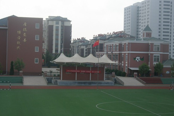 南萬國小 南萬國小