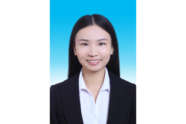 高娃(內蒙古民族文化藝術研究院副研究員) 高娃(內蒙古民族文化藝術研究院副研究員)
