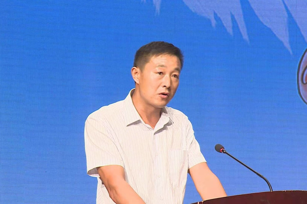羅君(平昌縣君綠康農業開發公司農業職業經理人) 羅君(平昌縣君綠康農業開發公司農業職業經理人)