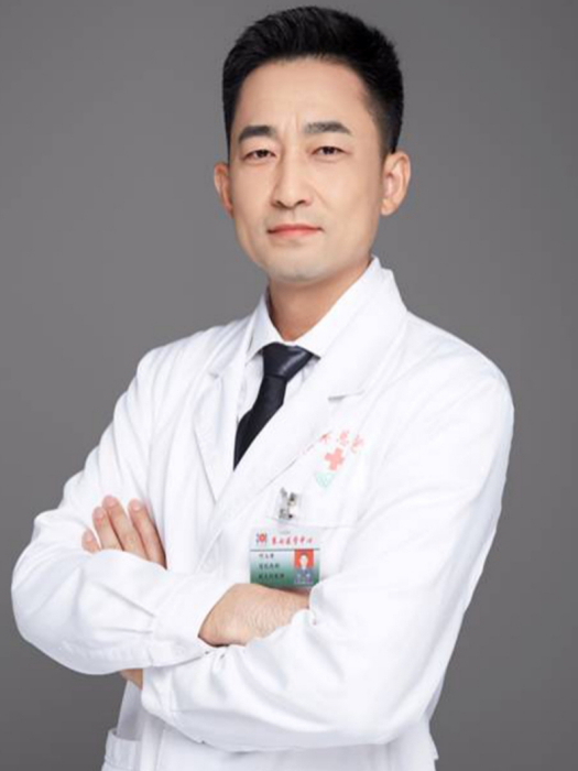 何玉琦(中國人民解放軍總醫院第七醫學中心副主任醫) 何玉琦(中國人民解放軍總醫院第七醫學中心副主任醫)