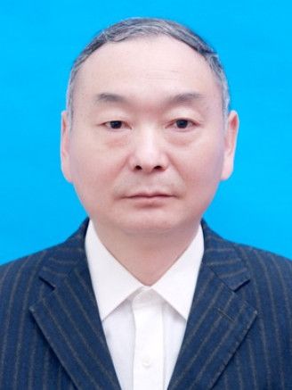 蔣平(興山縣科學技術和經濟信息化局黨組成員) 蔣平(興山縣科學技術和經濟信息化局黨組成員)