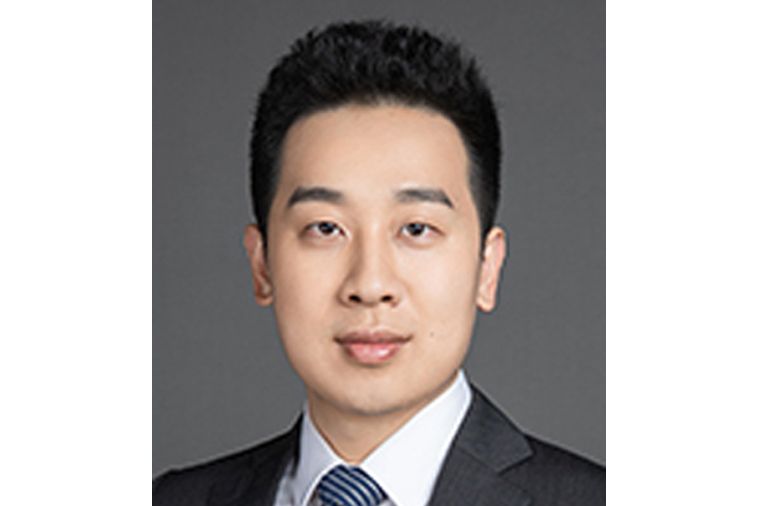 盧旭陽(上海交通大學密西根學院、交大電子工程系(雙聘)助理教授) 盧旭陽(上海交通大學密西根學院、交大電子工程系(雙聘)助理教授)