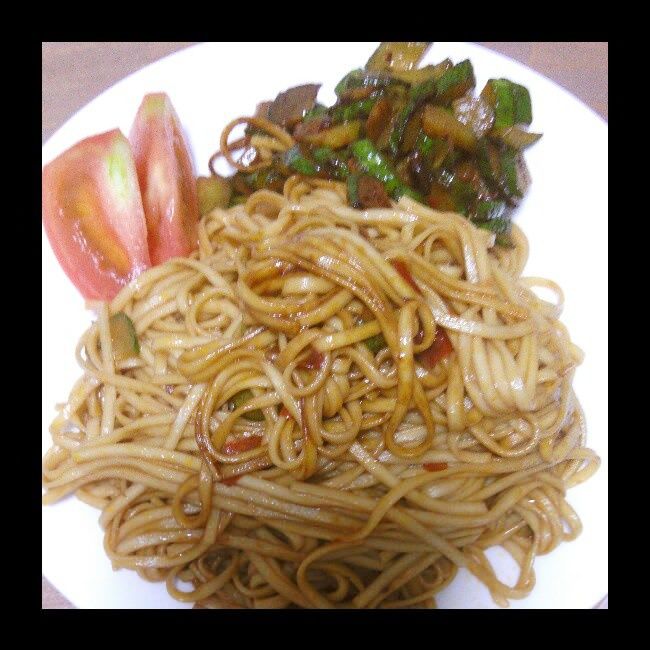紅燒炒麵 紅燒炒麵