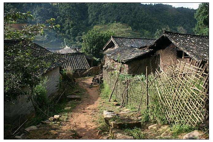 迤扯寨村 迤扯寨村