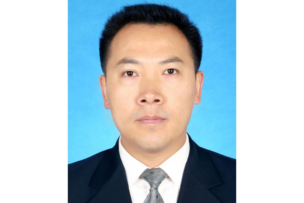 嚴冰(貴州施秉縣委常委、副縣長) 嚴冰(貴州施秉縣委常委、副縣長)