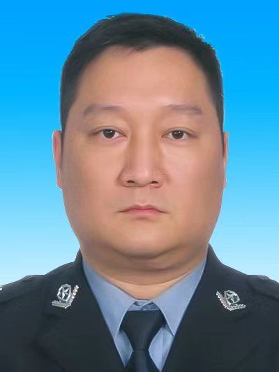 汪洋(重慶市公安局渝北區分局黨委委員、政治處主任) 汪洋(重慶市公安局渝北區分局黨委委員、政治處主任)