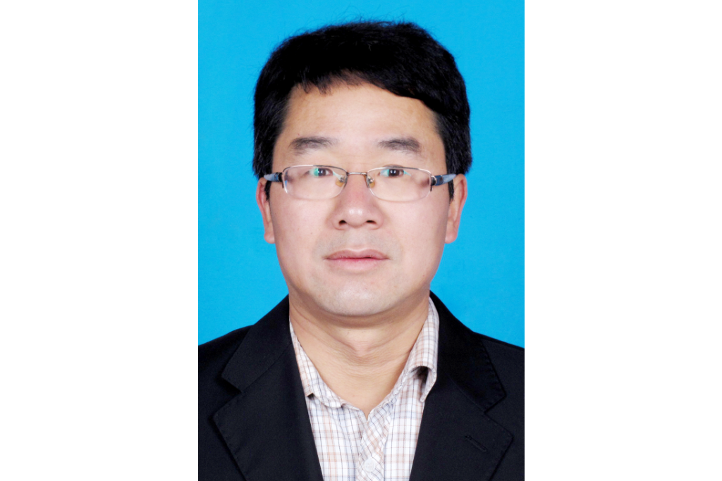 王小平(山西師範大學社會學與法學學院院長、教授、碩士生導師) 王小平(山西師範大學社會學與法學學院院長、教授、碩士生導師)