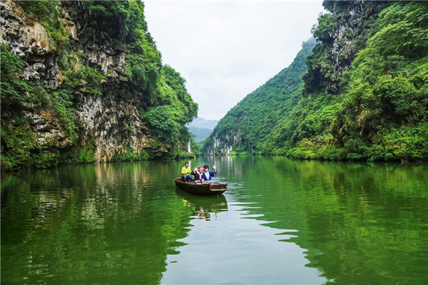 六洞河(珠江流經西江支流桂江的上源) 六洞河(珠江流經西江支流桂江的上源)