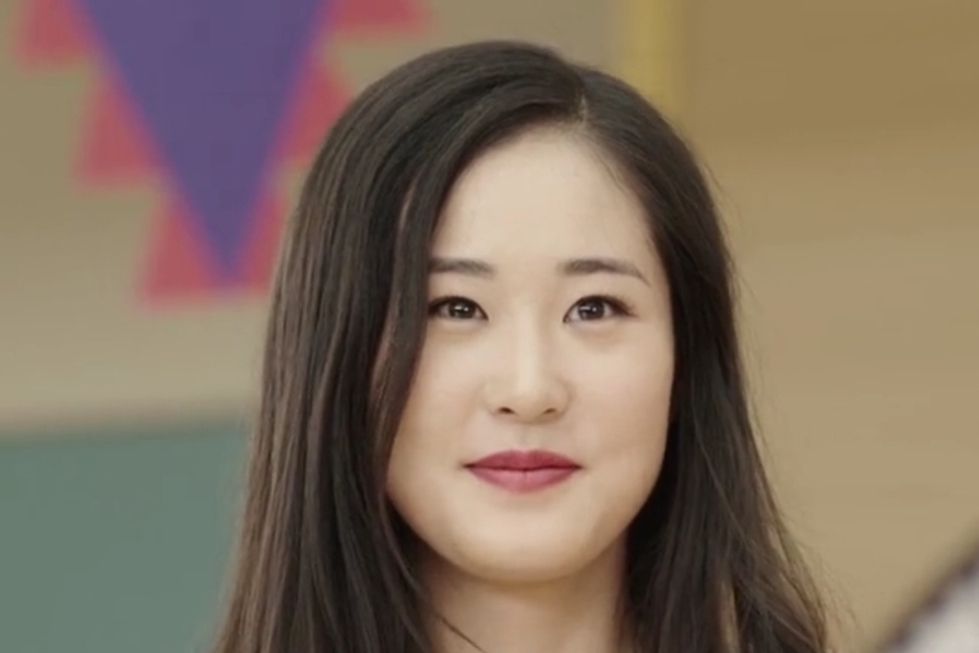 麗娜(《精誠的心群英傳奇》中的女角色) 麗娜(《精誠的心群英傳奇》中的女角色)