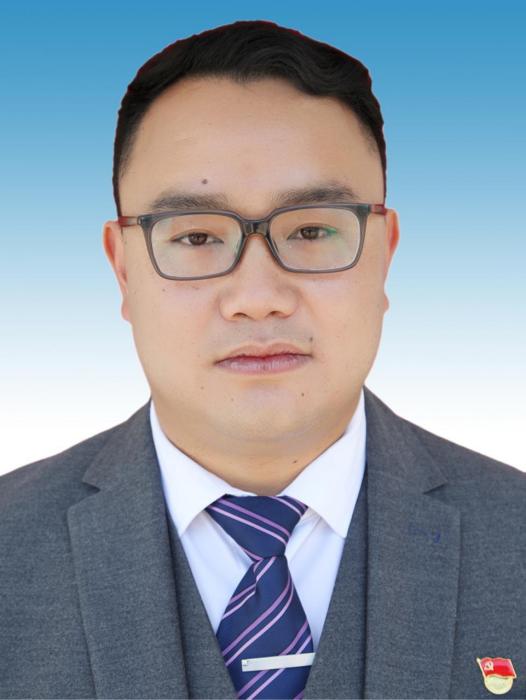 張碩(雲南省保山市騰衝市清水鎮黨委副書記、武裝部長) 張碩(雲南省保山市騰衝市清水鎮黨委副書記、武裝部長)