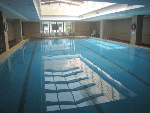 溫泉游泳館