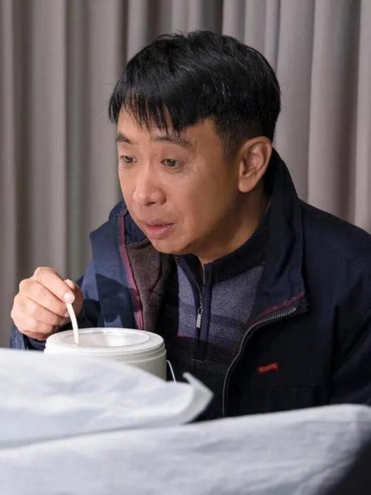 余建國(電視劇《謝謝你醫生》中的角色) 余建國(電視劇《謝謝你醫生》中的角色)