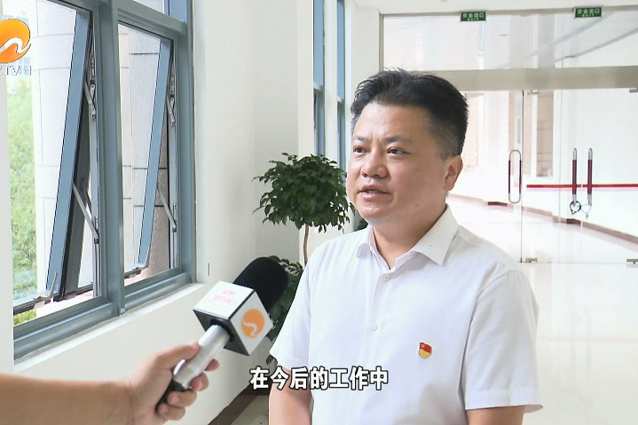 丁良輝(泉州市人民政府辦公室副主任) 丁良輝(泉州市人民政府辦公室副主任)