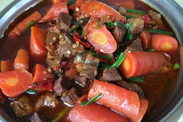 胡蘿蔔燒牛肉(牛肉胡蘿蔔) 胡蘿蔔燒牛肉(牛肉胡蘿蔔)