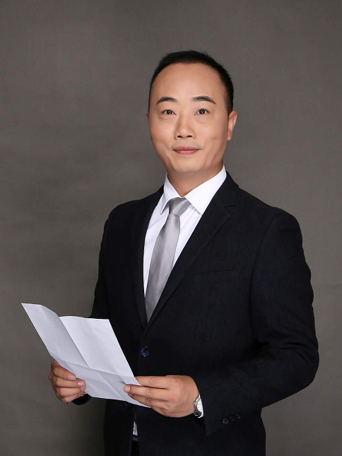 周小光(北京學行天下文化傳媒有限公司執行董事) 周小光(北京學行天下文化傳媒有限公司執行董事)