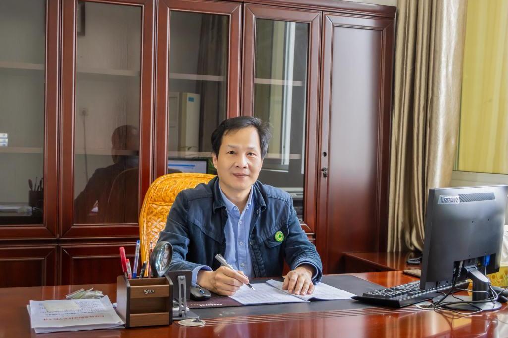 黃暉(福建林業職業技術學院黨委委員、副院長) 黃暉(福建林業職業技術學院黨委委員、副院長)