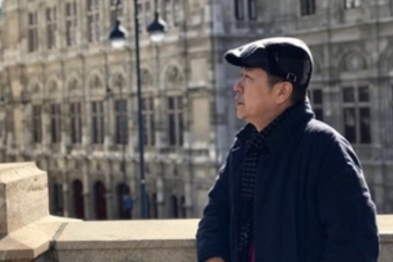 李濤(上海戲劇學院教授、上戲紀錄片中心主任)