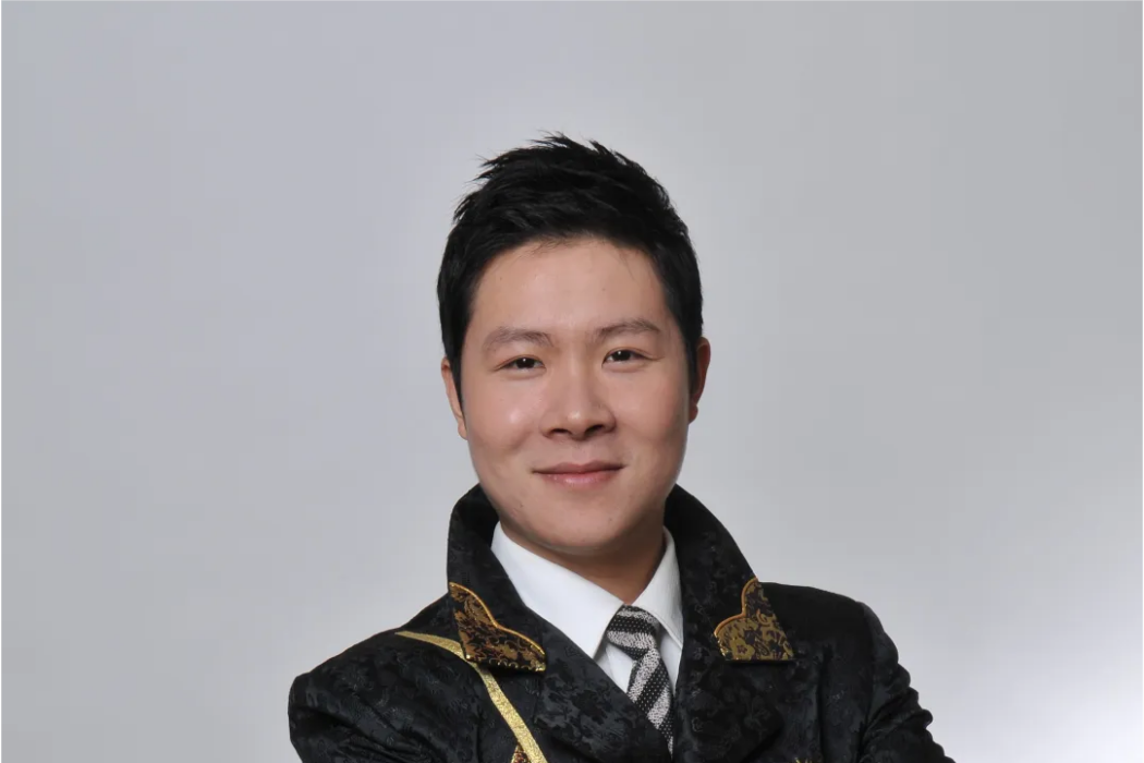 劉峰華(竹笛演奏家,陶笛演奏家) 劉峰華(竹笛演奏家,陶笛演奏家)
