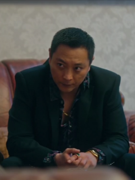 趙剛(刑偵劇《他是誰》中的男配角) 趙剛(刑偵劇《他是誰》中的男配角)