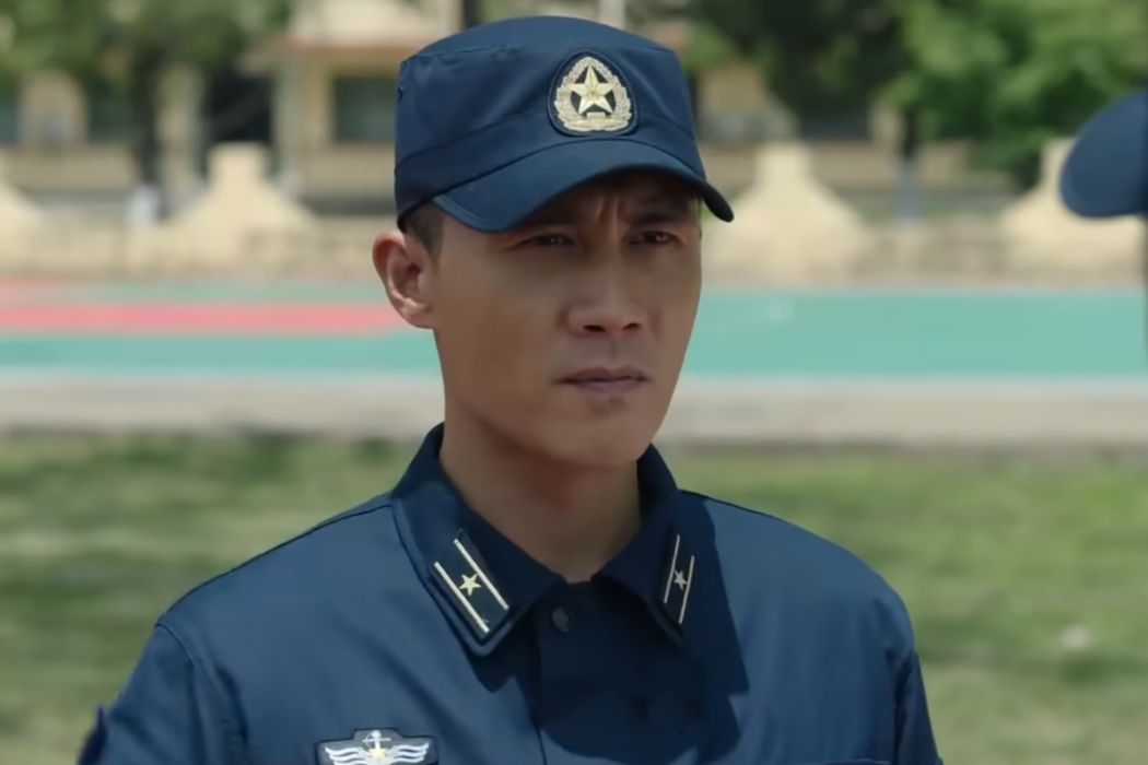 余濤(軍旅劇《海天雄鷹》中的角色) 余濤(軍旅劇《海天雄鷹》中的角色)