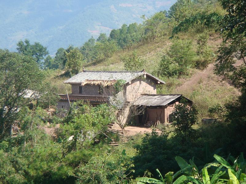扎梯村 扎梯村