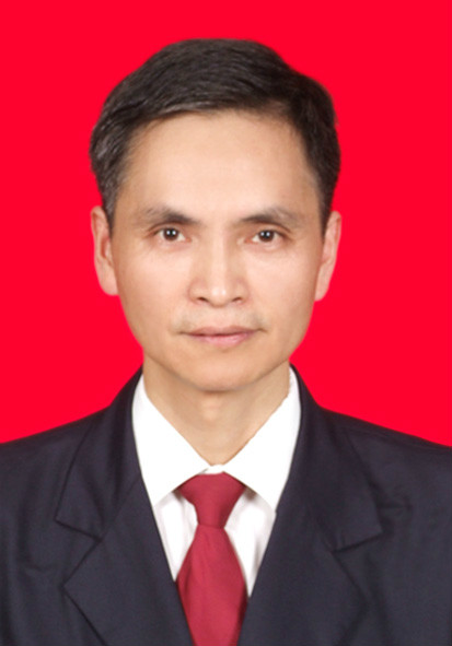 張富泉(青浦區人民法院黨組成員、紀檢組組長)