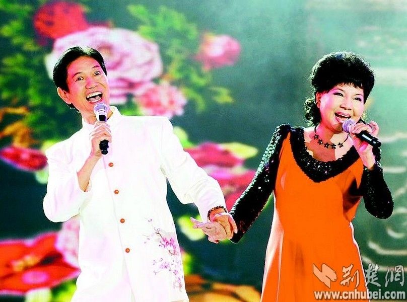 任壽雲(湖南省花鼓劇團演員) 任壽雲(湖南省花鼓劇團演員)