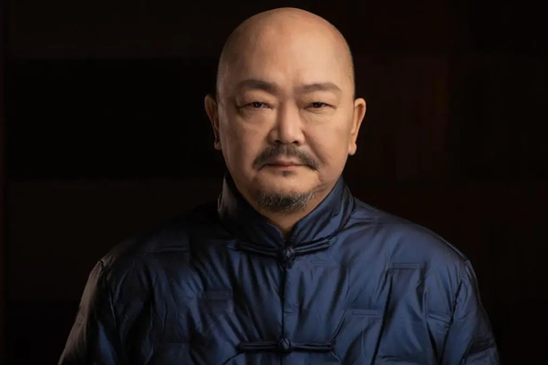 劉學軍(中國著名男演員、國家一級演員、江西省話劇團有限責任公司副經理、藝術總監) 劉學軍(中國著名男演員、國家一級演員、江西省話劇團有限責任公司副經理、藝術總監)
