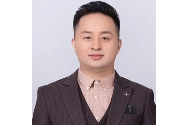 劉滔(湖南惟客科技集團創始人) 劉滔(湖南惟客科技集團創始人)