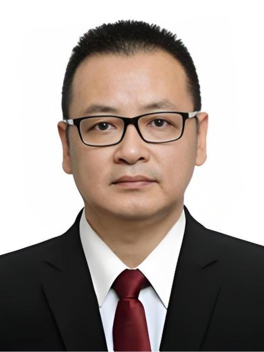 曹暉(安徽省旌德縣教體局黨委書記、局長) 曹暉(安徽省旌德縣教體局黨委書記、局長)