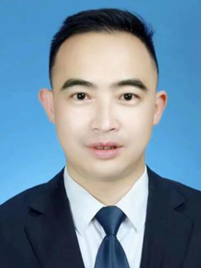 王海(青海省海南藏族自治州同德縣委副書記、縣政府副縣長) 王海(青海省海南藏族自治州同德縣委副書記、縣政府副縣長)