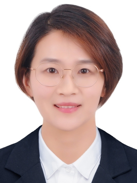 葉欣(浙江省寧波市奉化區機關事務管理局黨組成員、副局長) 葉欣(浙江省寧波市奉化區機關事務管理局黨組成員、副局長)
