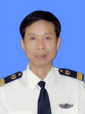 謝正華(江西省中級工藝美術師) 謝正華(江西省中級工藝美術師)