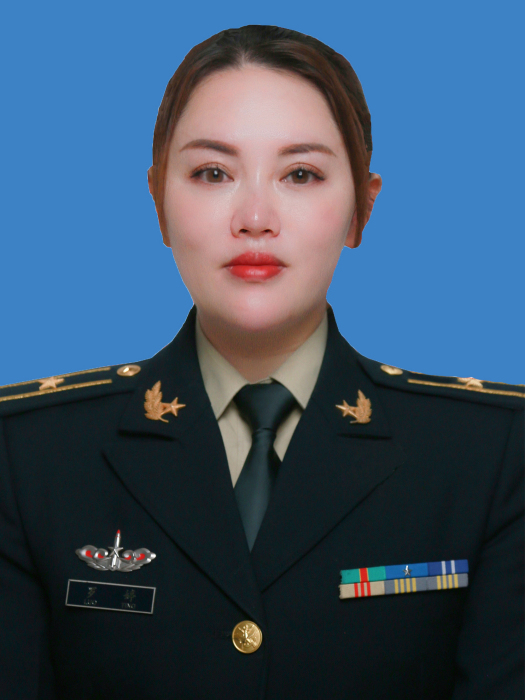 羅婷(解放軍某部隊政治工作處少校營級副職幹事) 羅婷(解放軍某部隊政治工作處少校營級副職幹事)