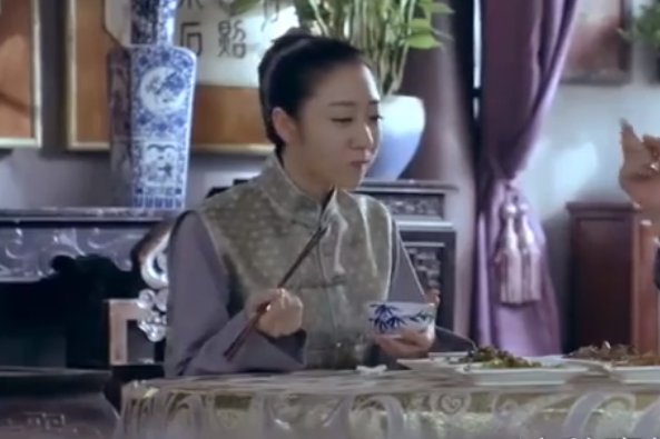 文玉屏(諜戰劇《鐵血殊途》中的角色) 文玉屏(諜戰劇《鐵血殊途》中的角色)