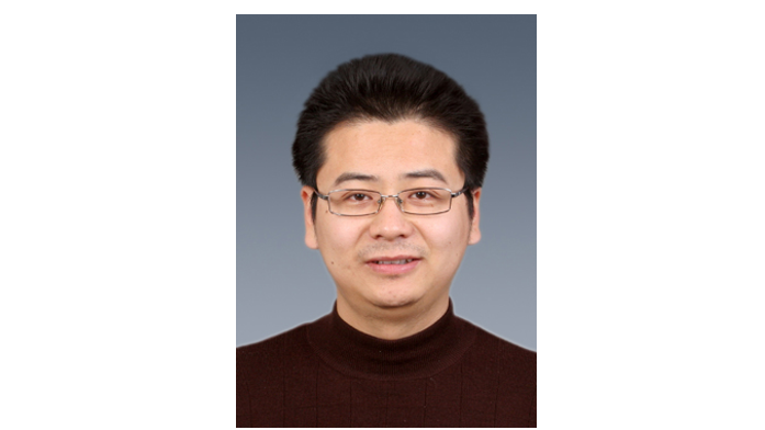 謝文(中國農業科學院蔬菜花卉研究所研究員) 謝文(中國農業科學院蔬菜花卉研究所研究員)
