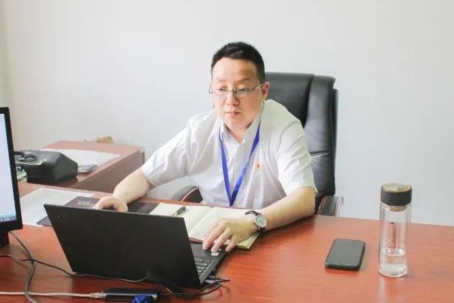馮剛(中貝通信集團股份公司業務發展中心總經理) 馮剛(中貝通信集團股份公司業務發展中心總經理)