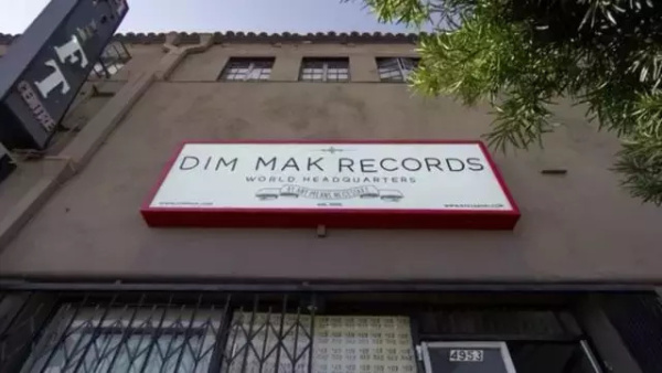 Steve Aoki的第一個公司——Dim Mak