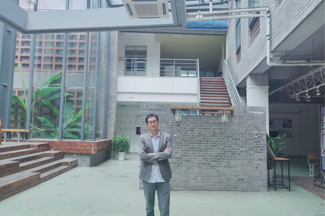 徐芳(蘇州大學社會學院檔案與電子政務系教授) 徐芳(蘇州大學社會學院檔案與電子政務系教授)