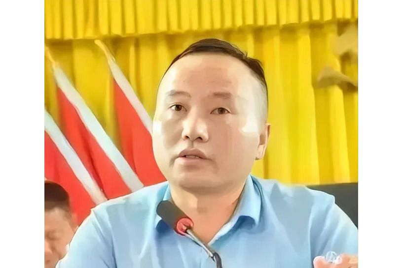 鐘學鋒(江西省宜春市袁州區湖田鎮黨委書記) 鐘學鋒(江西省宜春市袁州區湖田鎮黨委書記)
