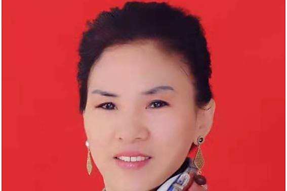 梁文美(浙江康盈服飾有限公司創始人、原董事長) 梁文美(浙江康盈服飾有限公司創始人、原董事長)