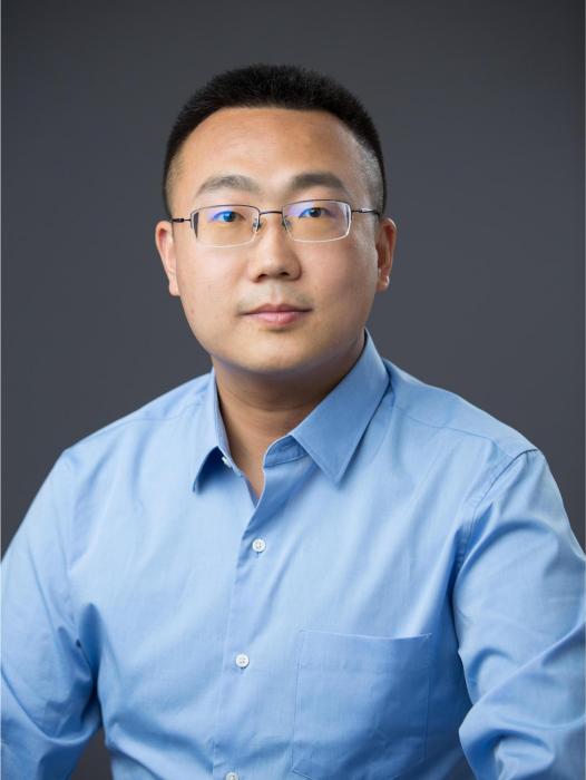 邱晨光(北京大學電子學院研究員) 邱晨光(北京大學電子學院研究員)