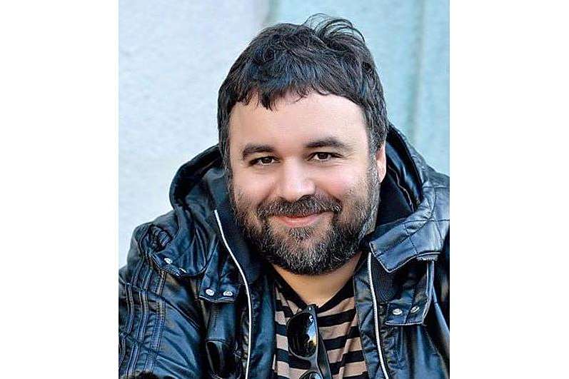 Milos Samolov Milos Samolov
