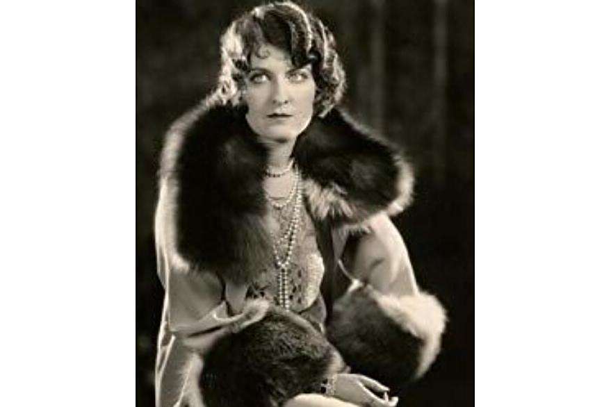 Alyce Mills Alyce Mills