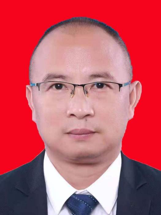 黃志光(湖南省洪江市人力資源和社會保障局黨組副書記、副局長) 黃志光(湖南省洪江市人力資源和社會保障局黨組副書記、副局長)