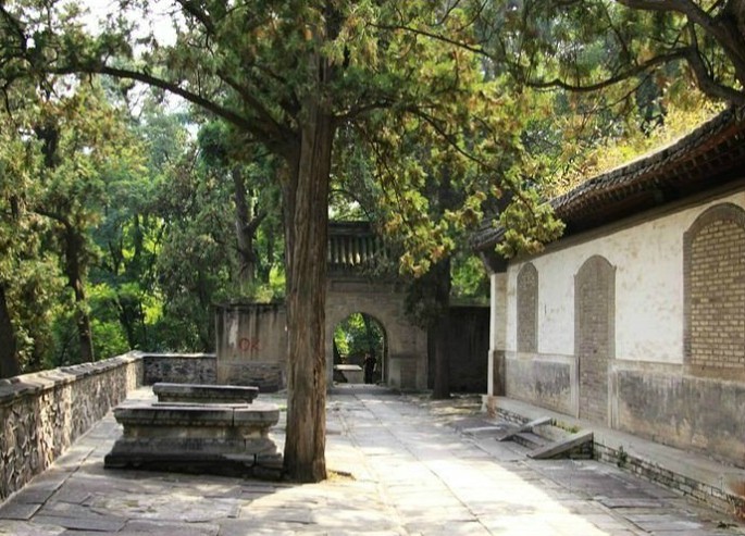 香山公園(北京西北郊的皇家園林)