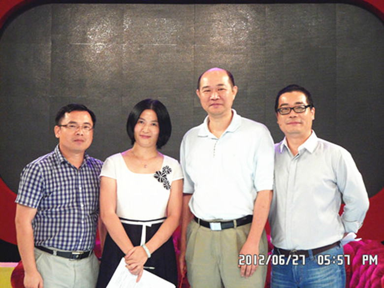王金雲與廣東省司法廳領導合影