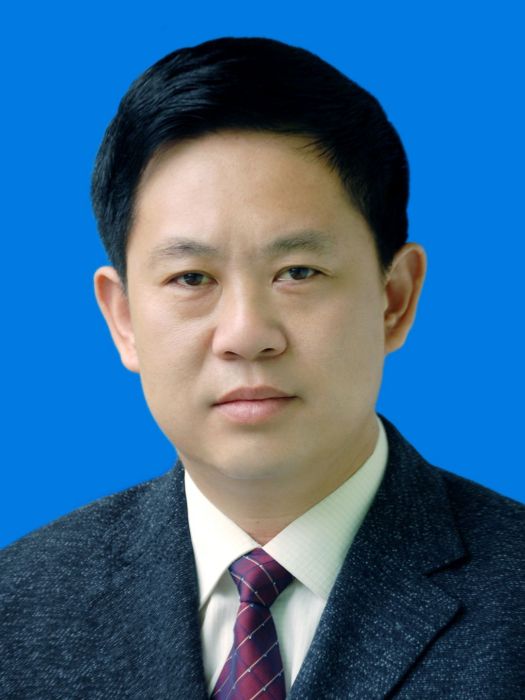 何永忠(古藺縣衛生局黨委書記、局長) 何永忠(古藺縣衛生局黨委書記、局長)