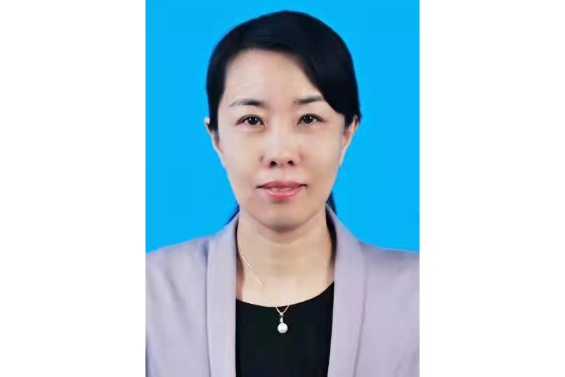 雷蕾(內蒙古自治區紀委監委駐自治區總工會機關紀檢監察組組長、自治區總工會黨組成員) 雷蕾(內蒙古自治區紀委監委駐自治區總工會機關紀檢監察組組長、自治區總工會黨組成員)